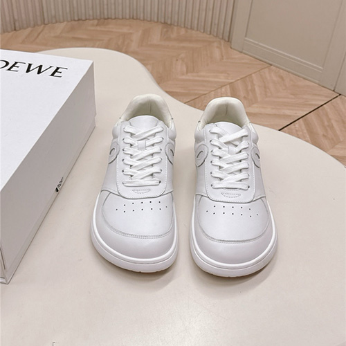 로에베 남여공용 스니커즈 L74932-1 2025/신상