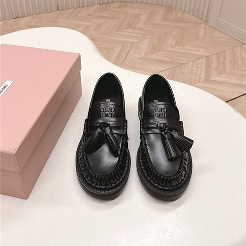 미우미우 여성용 로퍼 M71992-2 2025/신상