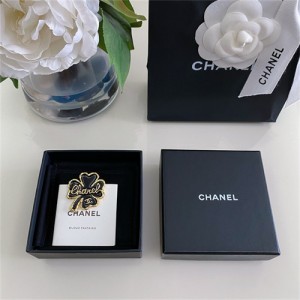 샤넬 브로치 C6071 2025/신상 (정품과 비교가능한 퀄리티)