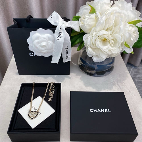 샤넬 목걸이 C3960 2025/신상 (정품과 비교가능한 퀄리티)