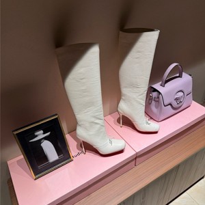 크리스찬루부탱 여성용 부츠 (굽높이10.5CM) C39944-1 2025/신상