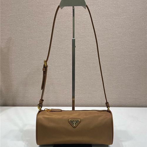 프라다 리나일론 숄더백 1NE058 2025/신상
