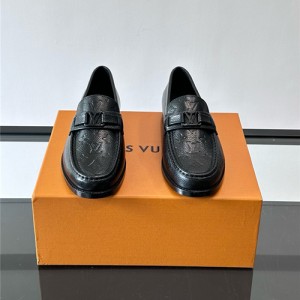 루이비통 남성용 로퍼 L97351-1 2025/신상