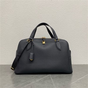 로로피아나 니들백 네이비 LP39 2025/신상