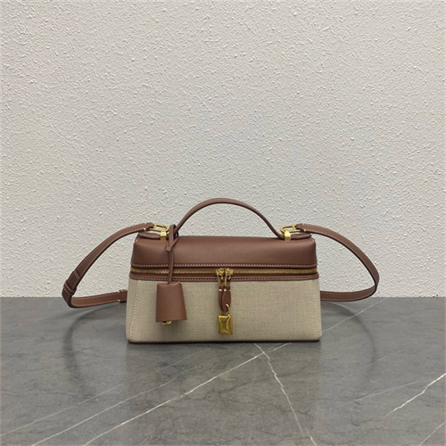 로로피아나 엑스트라 백  LP23 2025/신상