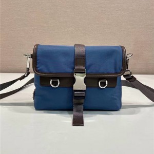 프라다 리나일론 크로스백 2ZT071 2025/신상