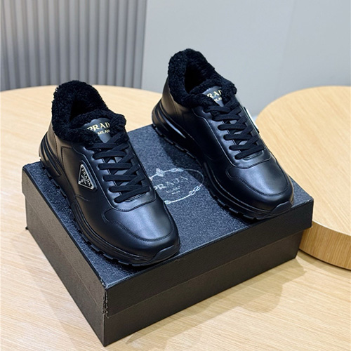 프라다 남성용 스니커즈 P29883-2 2025/신상