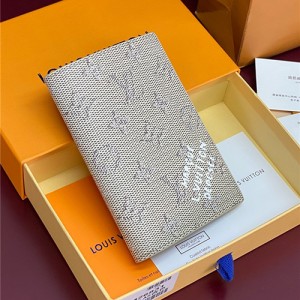 루이비통 패스포트 커버 여권지갑 M26831 2025/신상