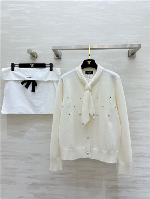 샤넬 캐시미어 긴팔 가디건 C64202 2025/신상