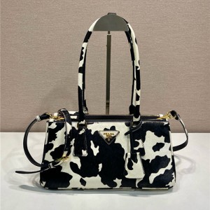 프라다 호보백 1BA457 2025/신상