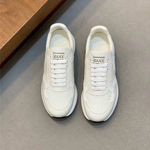 구찌 남성용 스니커즈 G88615-1 2025/신상