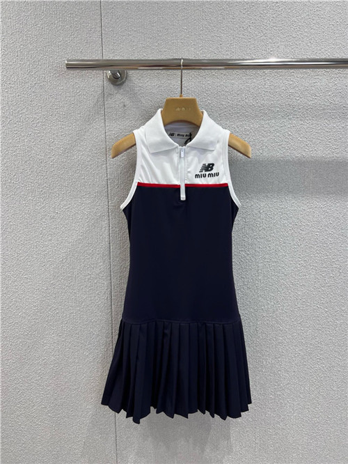 미우미우 민소매 원피스 M62852 2026/신상