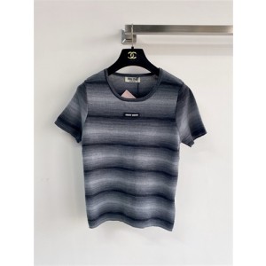 미우미우 반팔 티 M62100 2026/신상