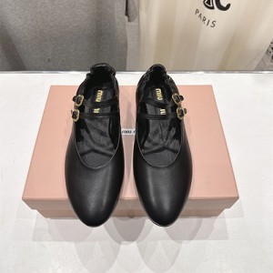 미우미우 여성용 단화 M84453-1 2026/신상