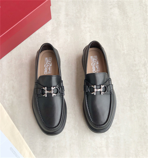 페레가모 남성용 로퍼 F30514-1 2026/신상