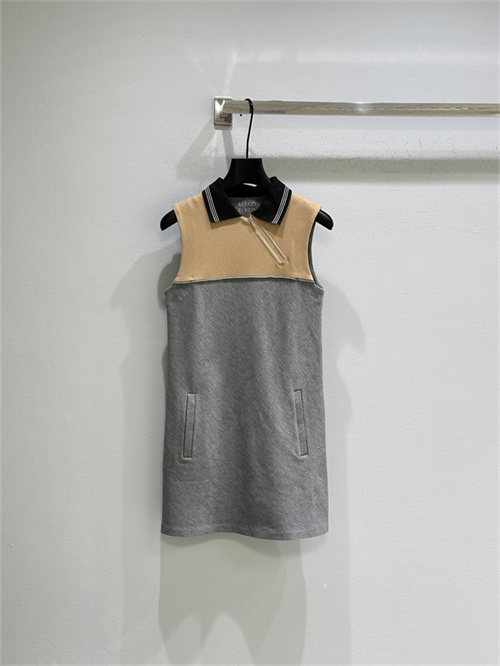 미우미우 민소매 원피스 M62804 2026/신상