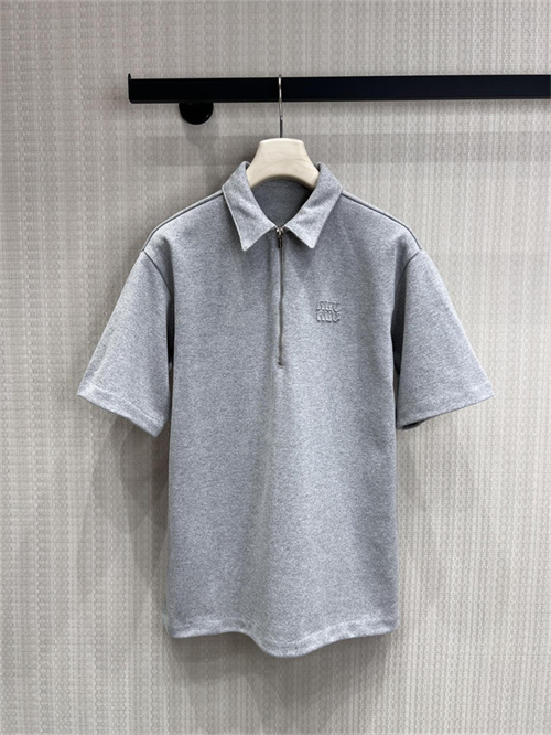 미우미우 반팔 폴로 티셔츠 M52655 2026/신상