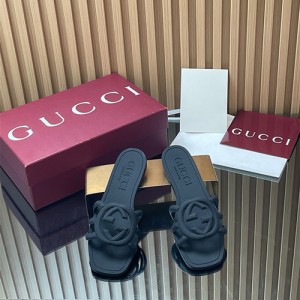 구찌 여성용 슬리퍼 G93984-2 2026/신상