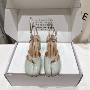 메종 마르지엘라 여성용 샌들 M87588 2026/신상