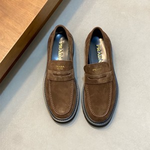 프라다 남성용 로퍼 P48533-2 2026/신상