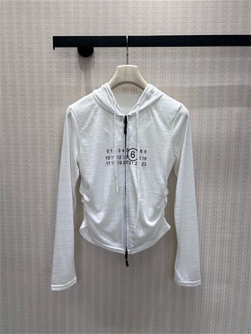 메종 마르지엘라 후드 자켓 M42309 2026/신상