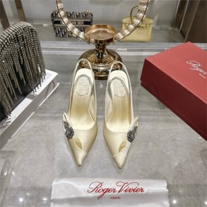 로저비비에 여성용 샌들 (굽높이9.5CM) R98889-1 2026/신상