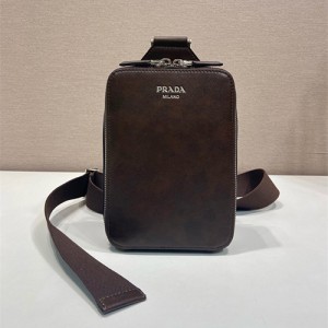 프라다 사피아노 힙색 2VZ106-1 2026/신상